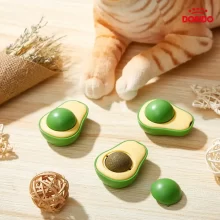 آبنبات کت نیپ دار گربه طرح آووکادو مدل Avocado Catnip Wall Ball Cat Toy